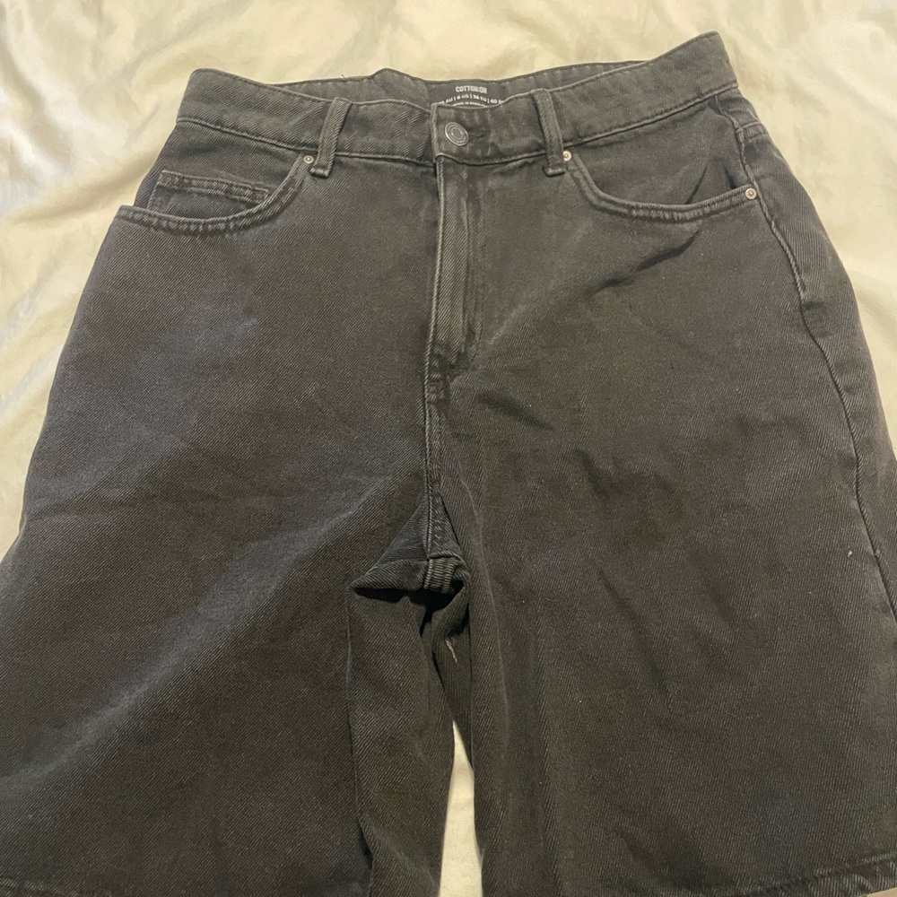 Cotton On woman’s Black Jorts